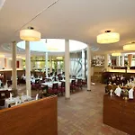 Western Premier Stokkum 4*