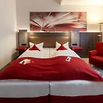 Western Premier Stokkum 4* Hanau