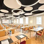 Hotel Western Premier Stokkum 4*
