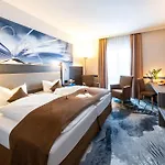 Western Premier Stokkum 4*