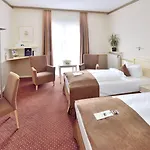 Ξενοδοχείο Western Premier Stokkum 4*