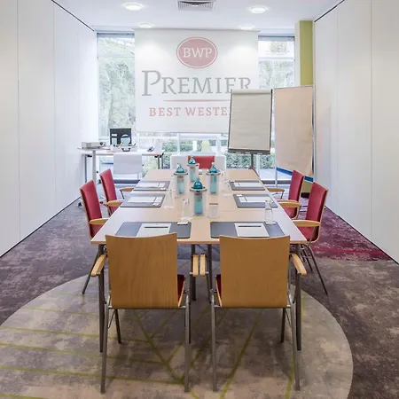 Hotel Western Premier Stokkum 4*