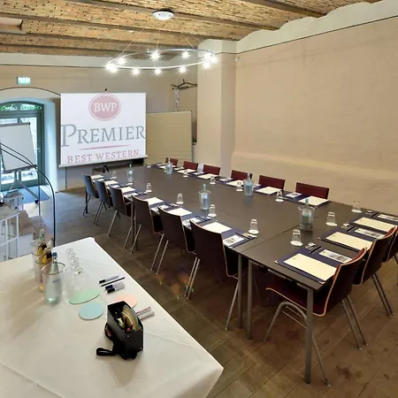 Western Premier Stokkum Hotel 4*