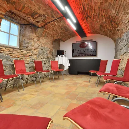 Western Premier Stokkum Hotel 4*