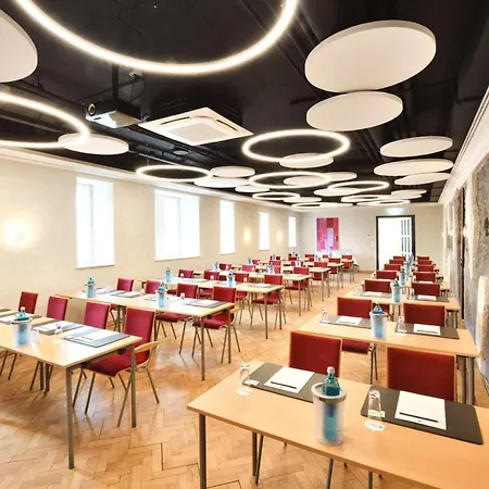 Western Premier Stokkum Hanau