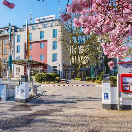 Western Premier Stokkum Hanau