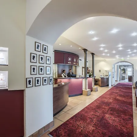 Western Premier Stokkum