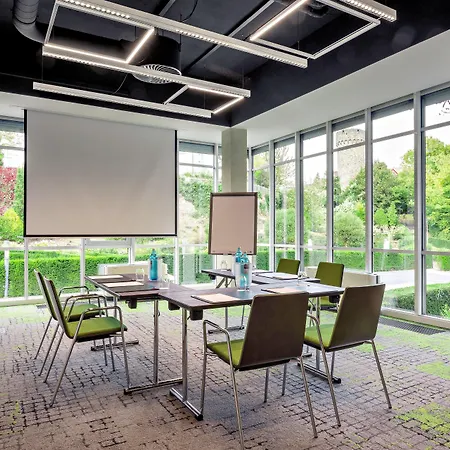 Hotel Western Premier Stokkum 4*