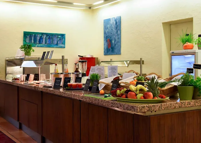 Western Premier Stokkum 4* Hanau