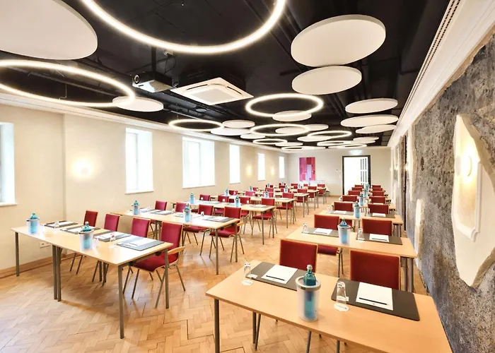 Western Premier Stokkum Hanau